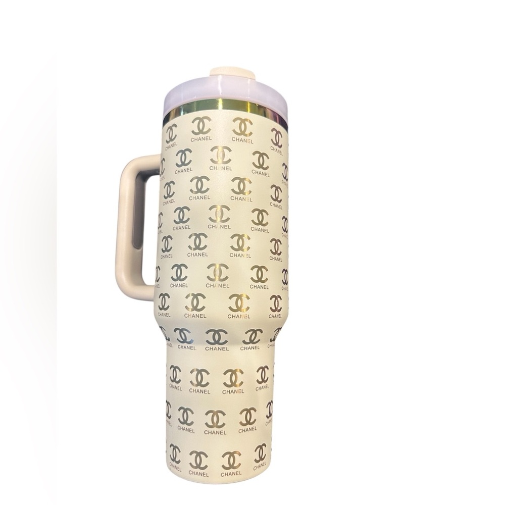 Stanley 40oz Cream Travel Tumbler with Metallic Rainbow Chanel Logos LiKe New - Picture 2 of 6